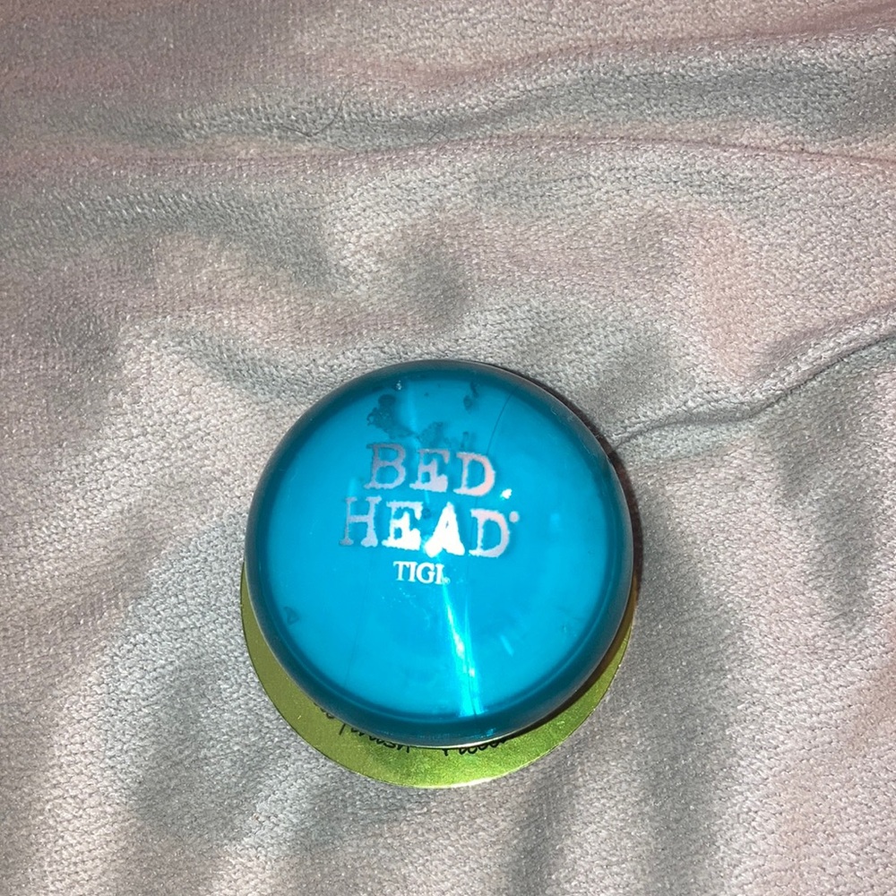 BedHead Hard to Get texturizing paste
